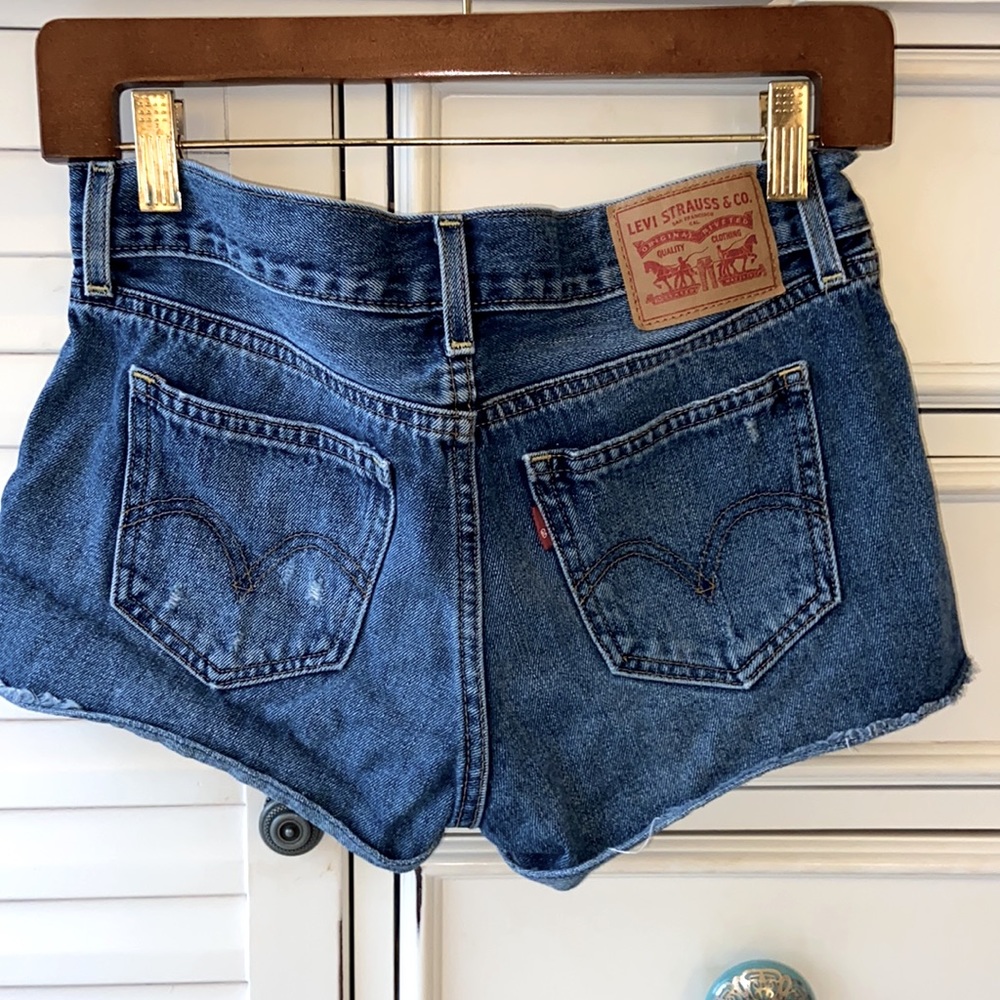 LEVIS DENIM SHORTS
